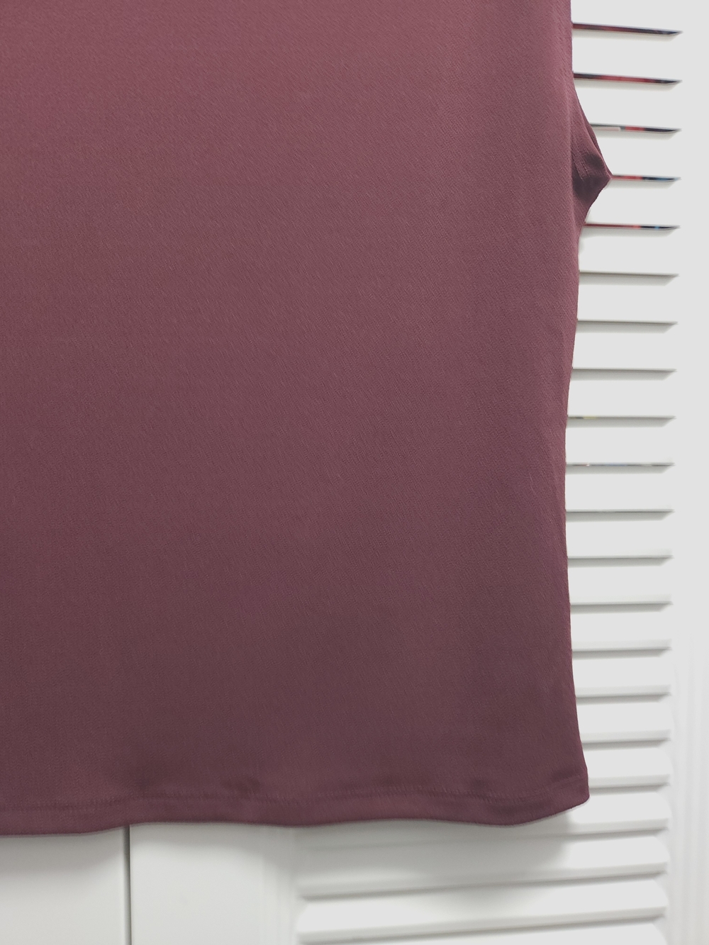 Nine West Sleeveless Mock Neck Top Burgundy Stretch Knit Size L NWT - Picture 9 of 10